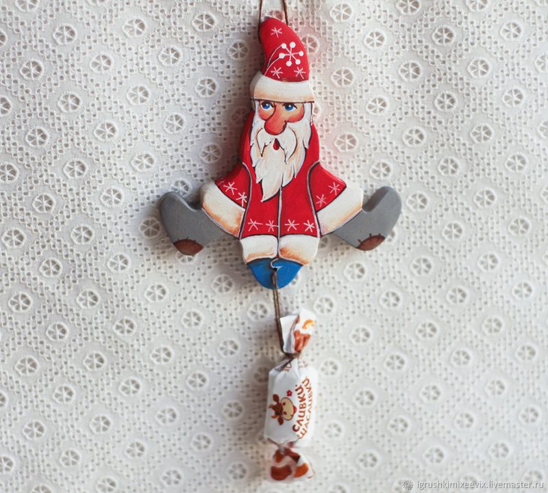Дед Мороз и Снегурочка, ёлочные игрушки